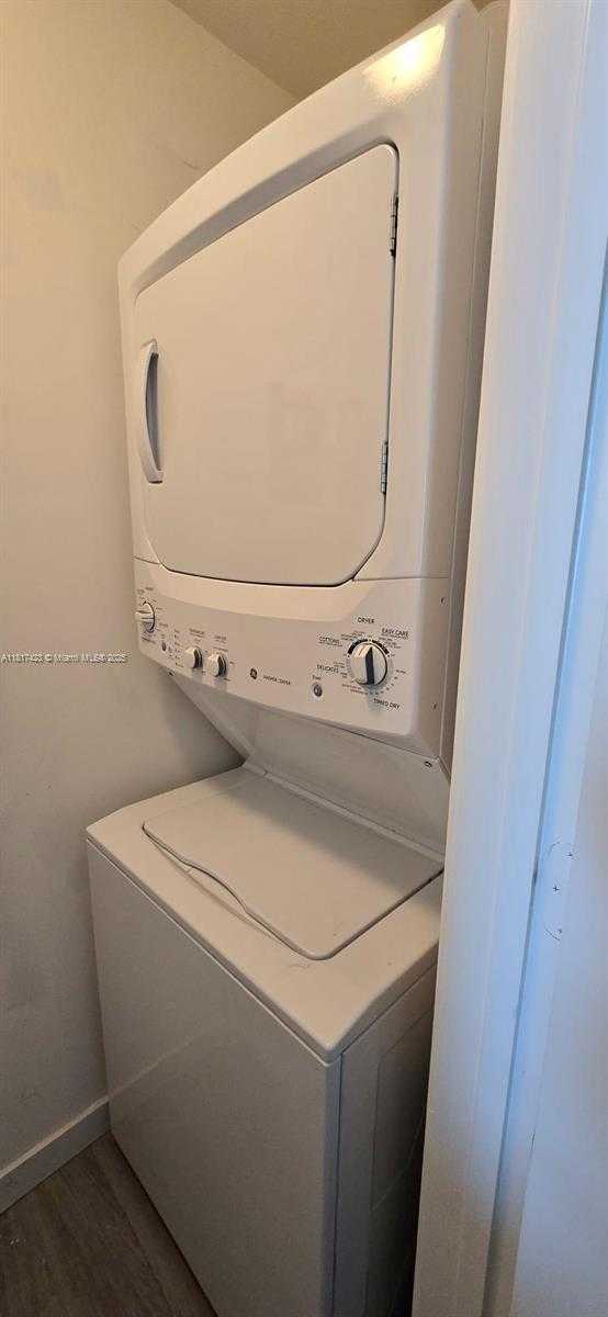 Small Image of 1100 SOUTH MIAMI AVE #3808, Miami Number 8