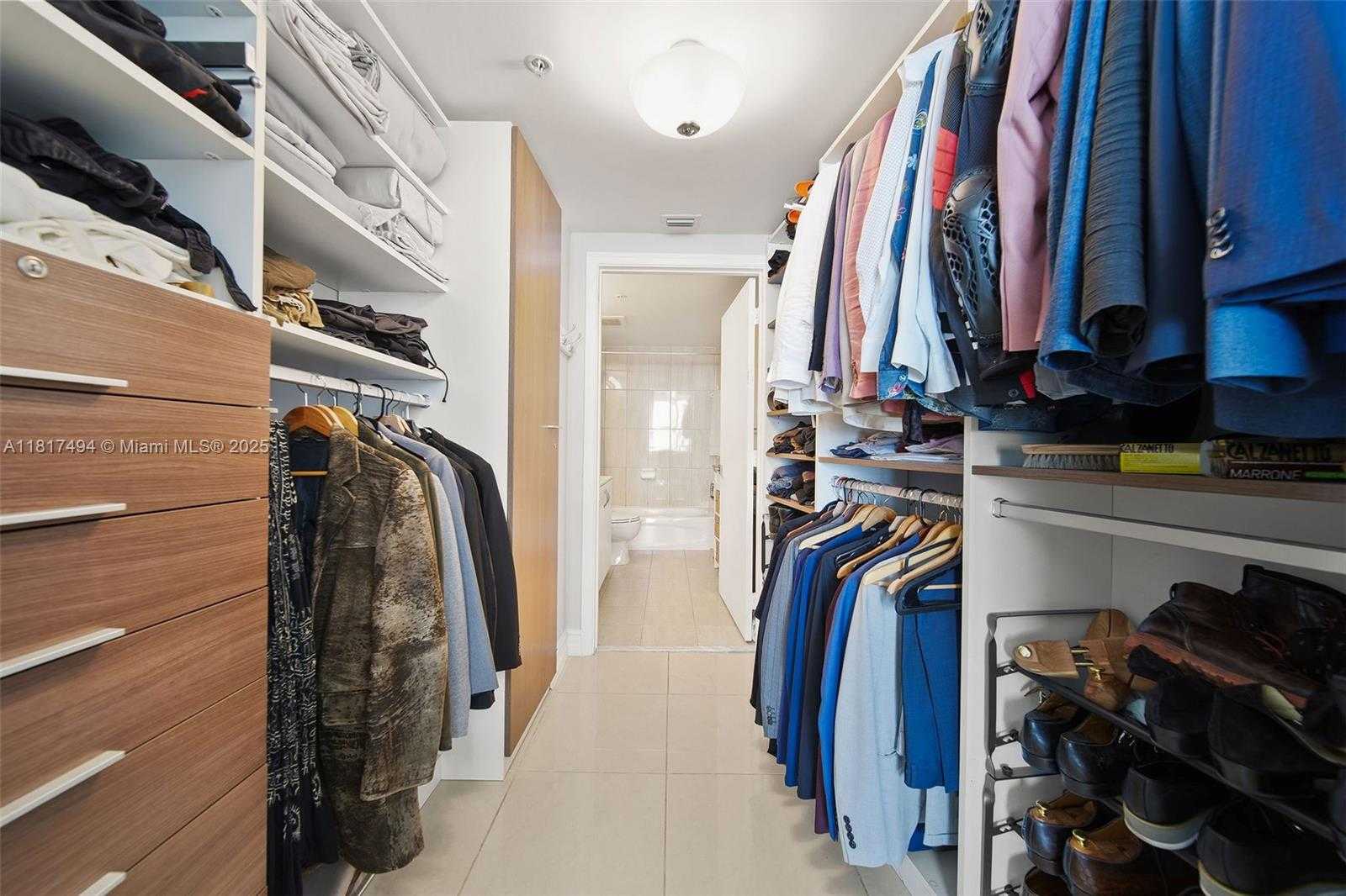 Small Image of 1750 NORTH BAYSHORE DR #2701, Miami Number 12
