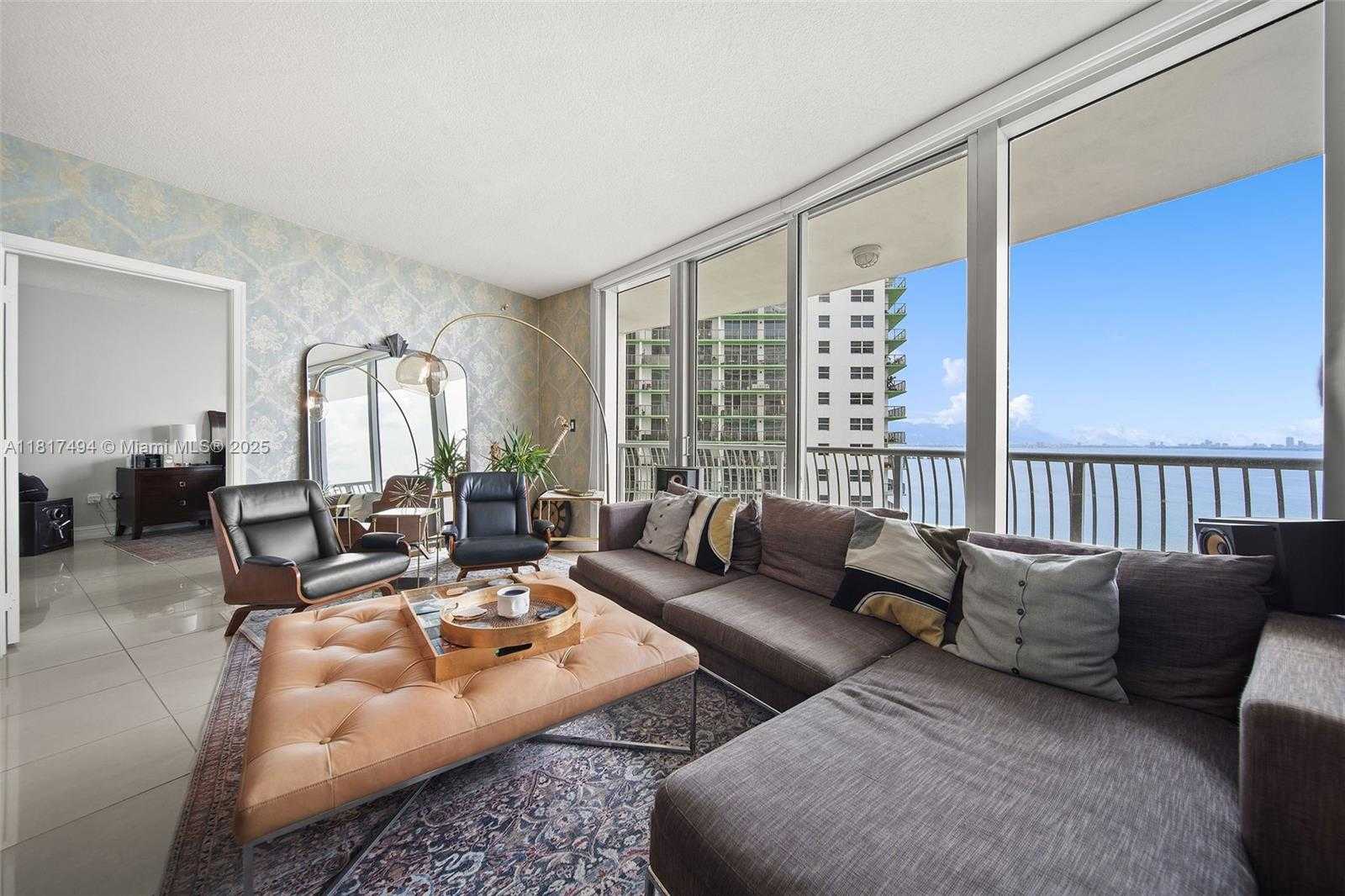 Small Image of 1750 NORTH BAYSHORE DR #2701, Miami Number 4