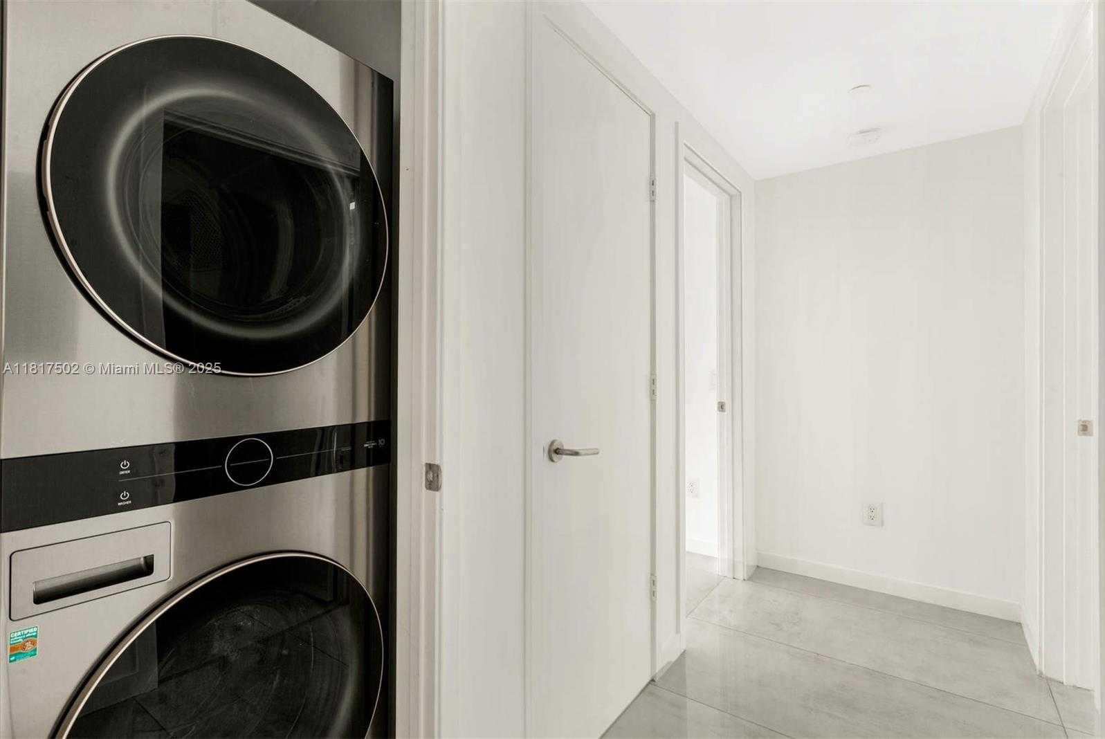 Small Image of 1100 SOUTH MIAMI AVE #1504, Miami Number 21