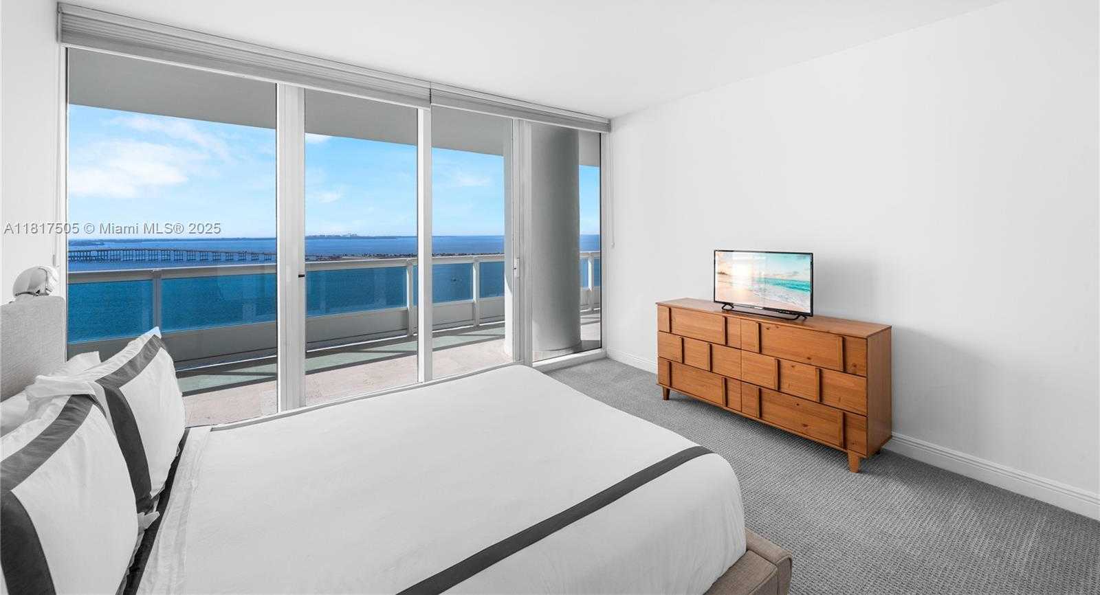Small Image of 1643 BRICKELL AVE #2203, Miami Number 10