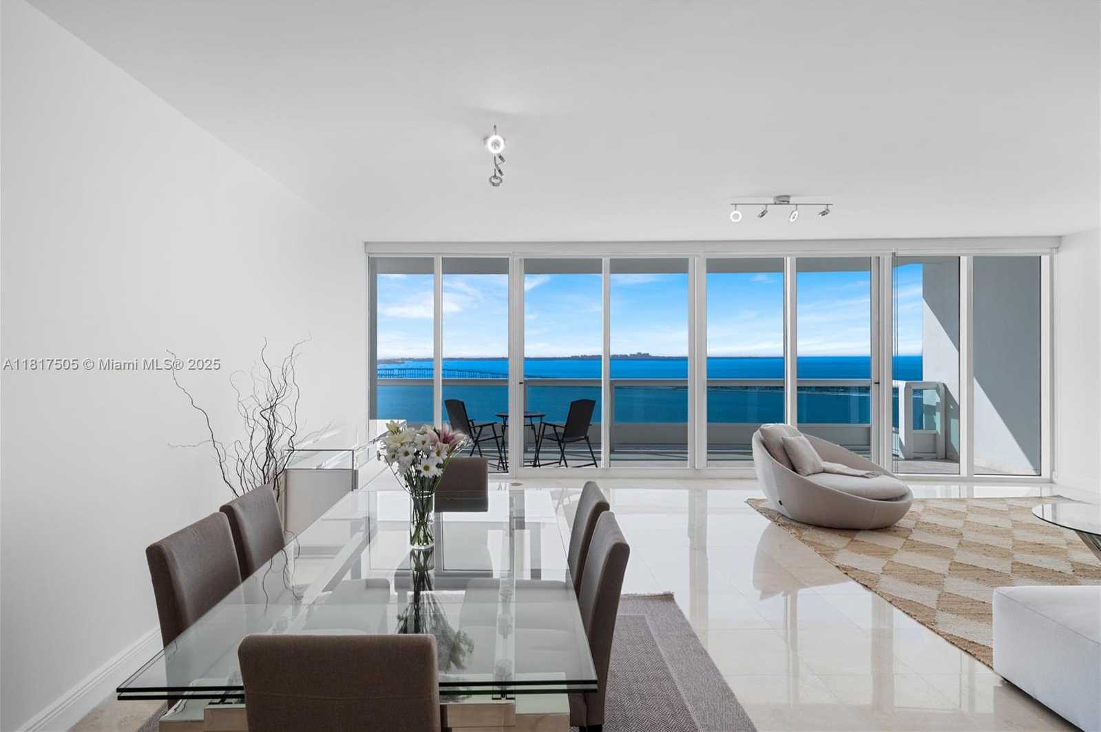 Small Image of 1643 BRICKELL AVE #2203, Miami Number 16