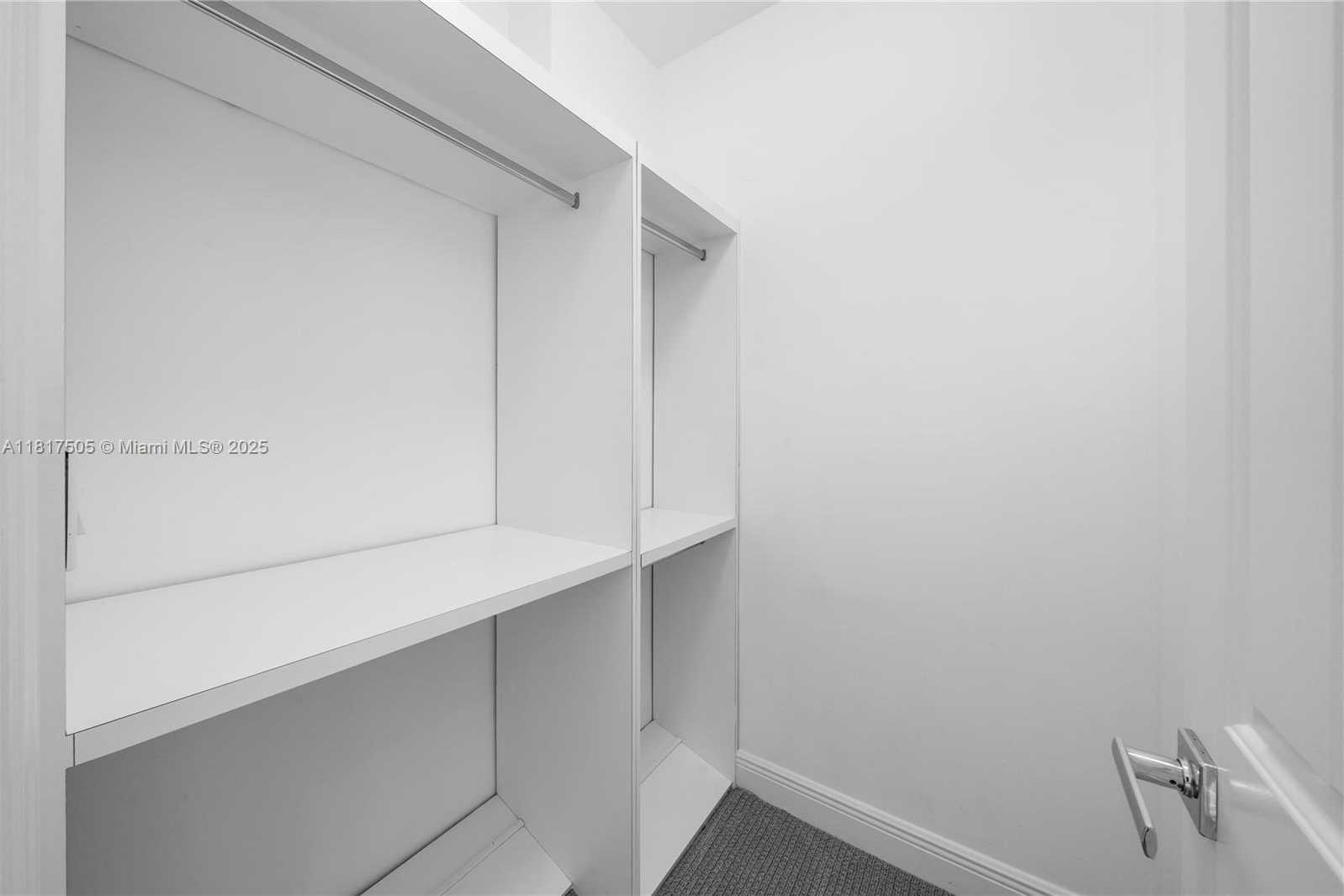 Small Image of 1643 BRICKELL AVE #2203, Miami Number 32