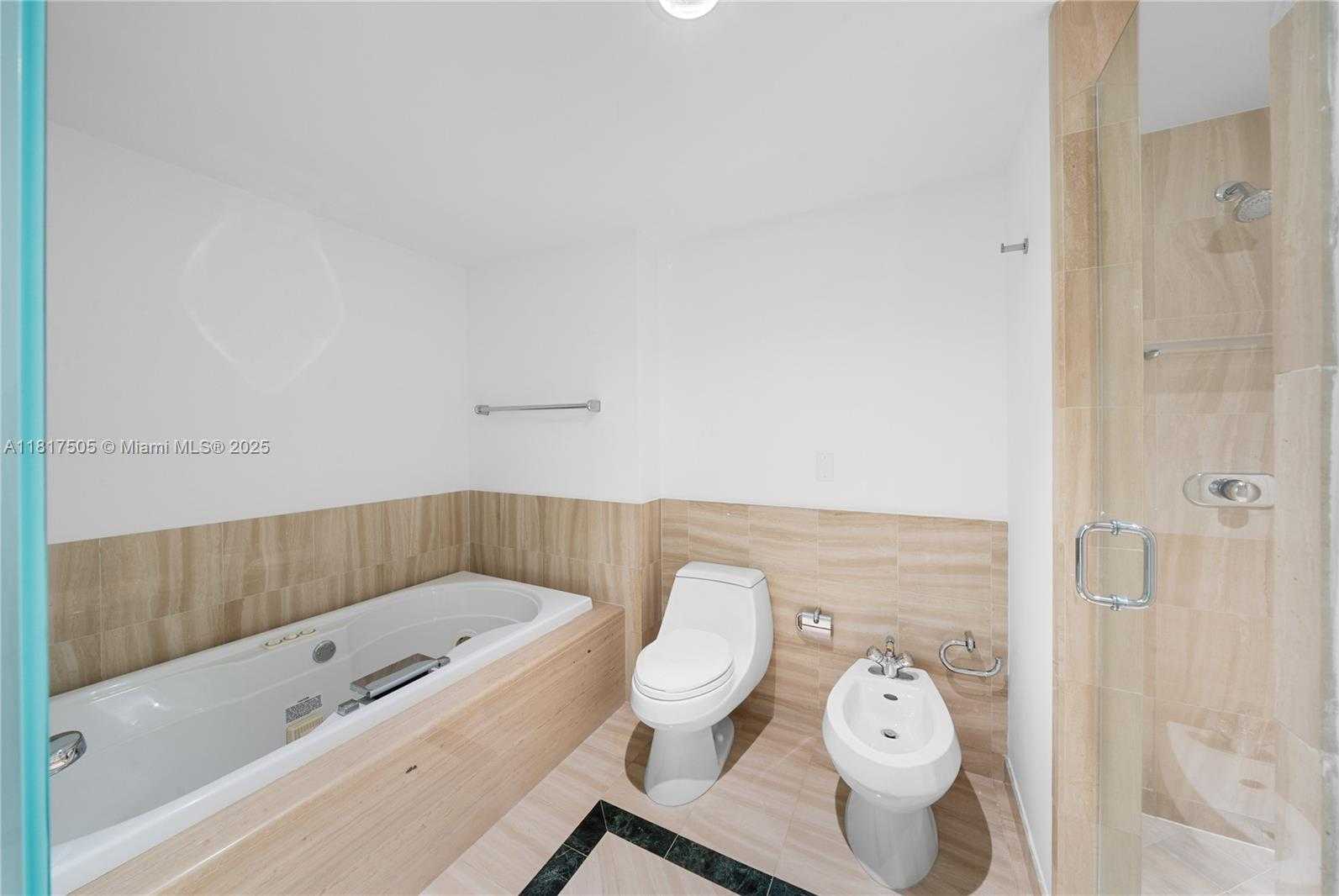 Small Image of 1643 BRICKELL AVE #2203, Miami Number 9