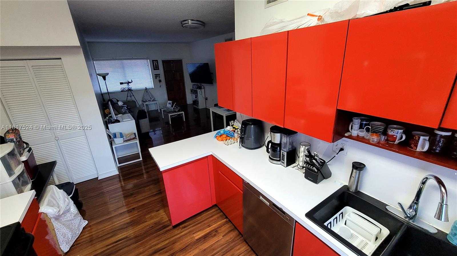 Small Image of 8017 LAKE DR #103, Doral Number 8