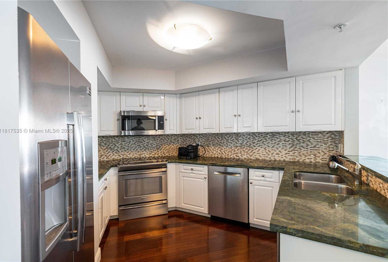 Small Image of 1900 SUNSET HARBOUR DR #1012, Miami Beach Number 10