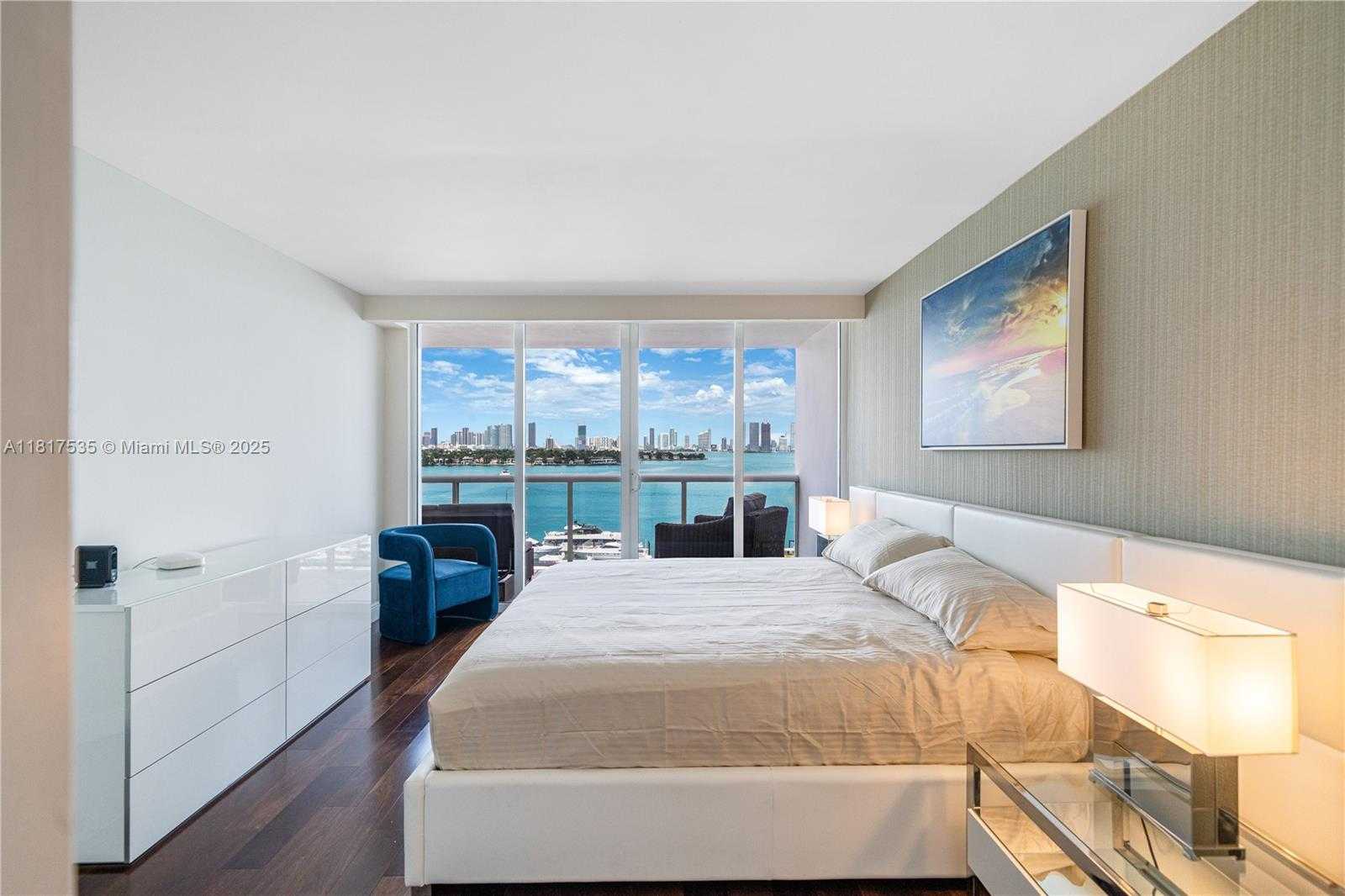Small Image of 1900 SUNSET HARBOUR DR #1012, Miami Beach Number 14