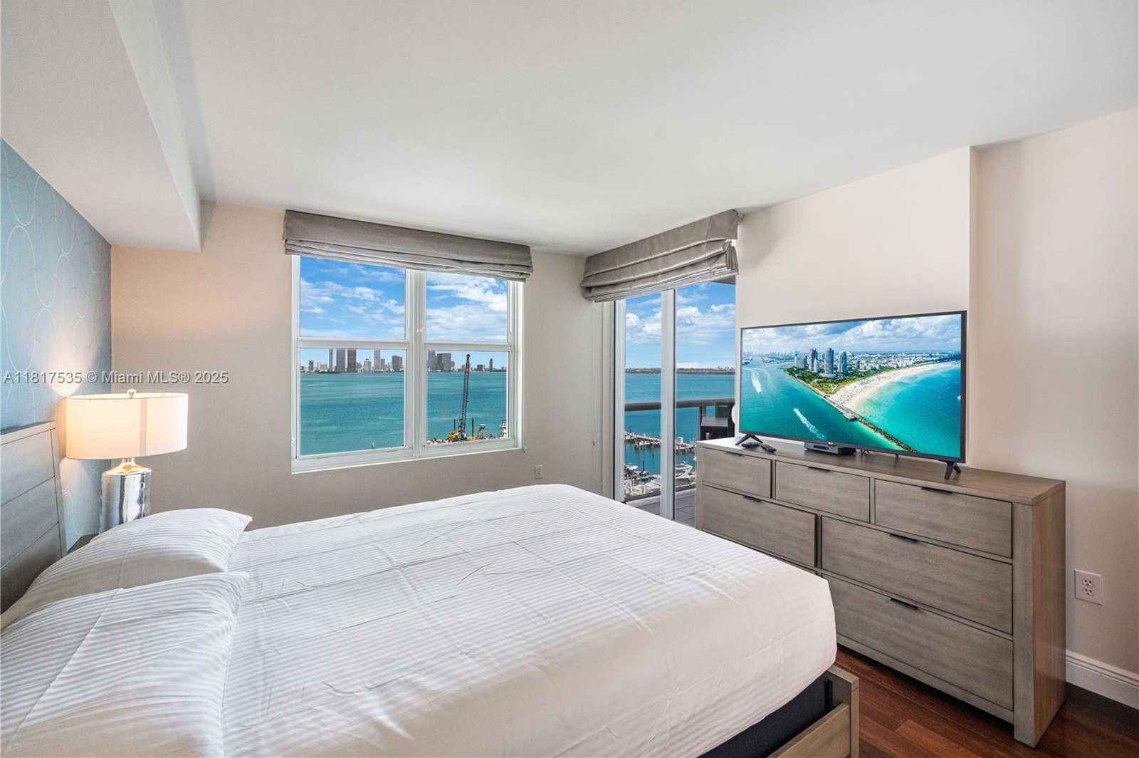 Small Image of 1900 SUNSET HARBOUR DR #1012, Miami Beach Number 21