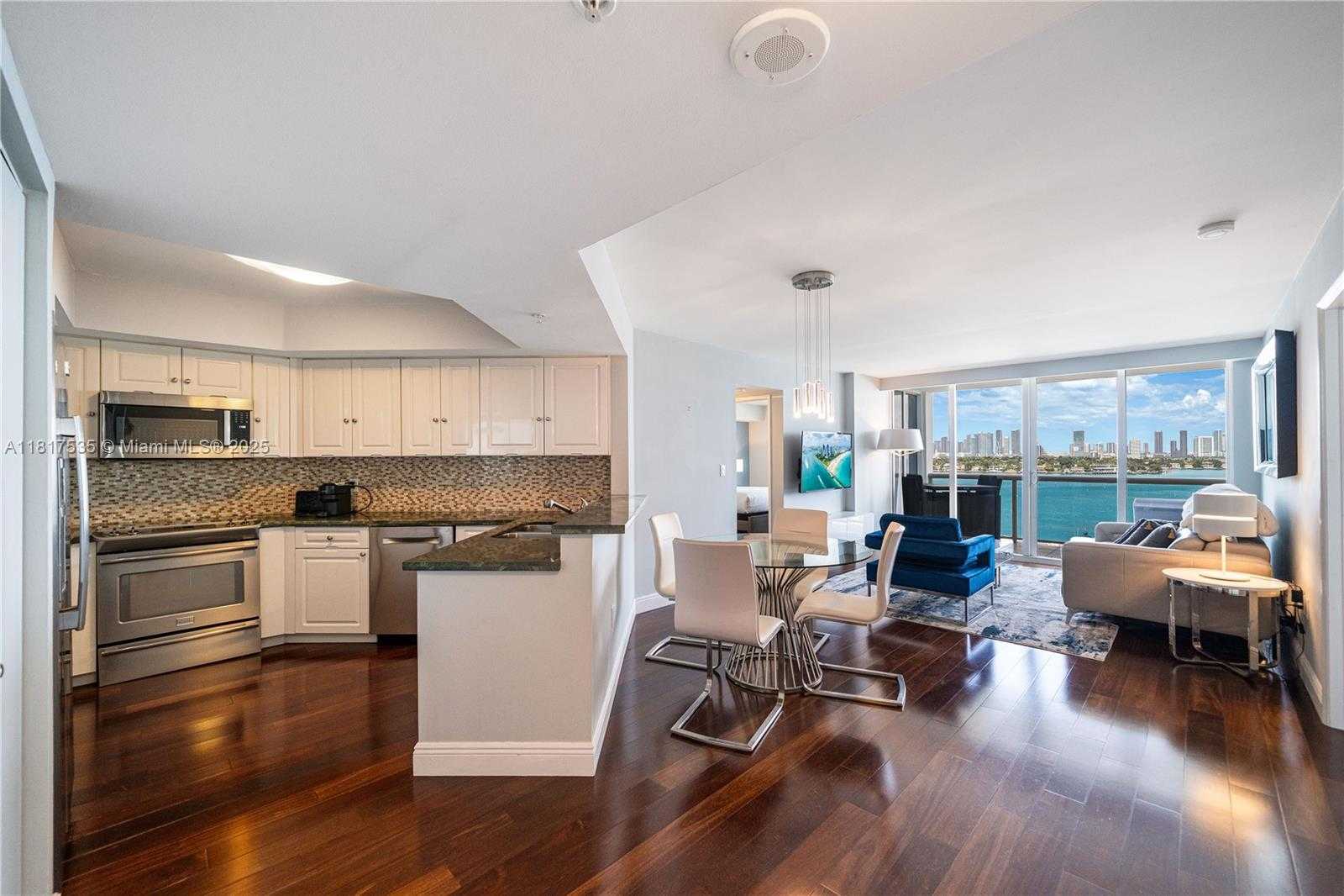 Small Image of 1900 SUNSET HARBOUR DR #1012, Miami Beach Number 9