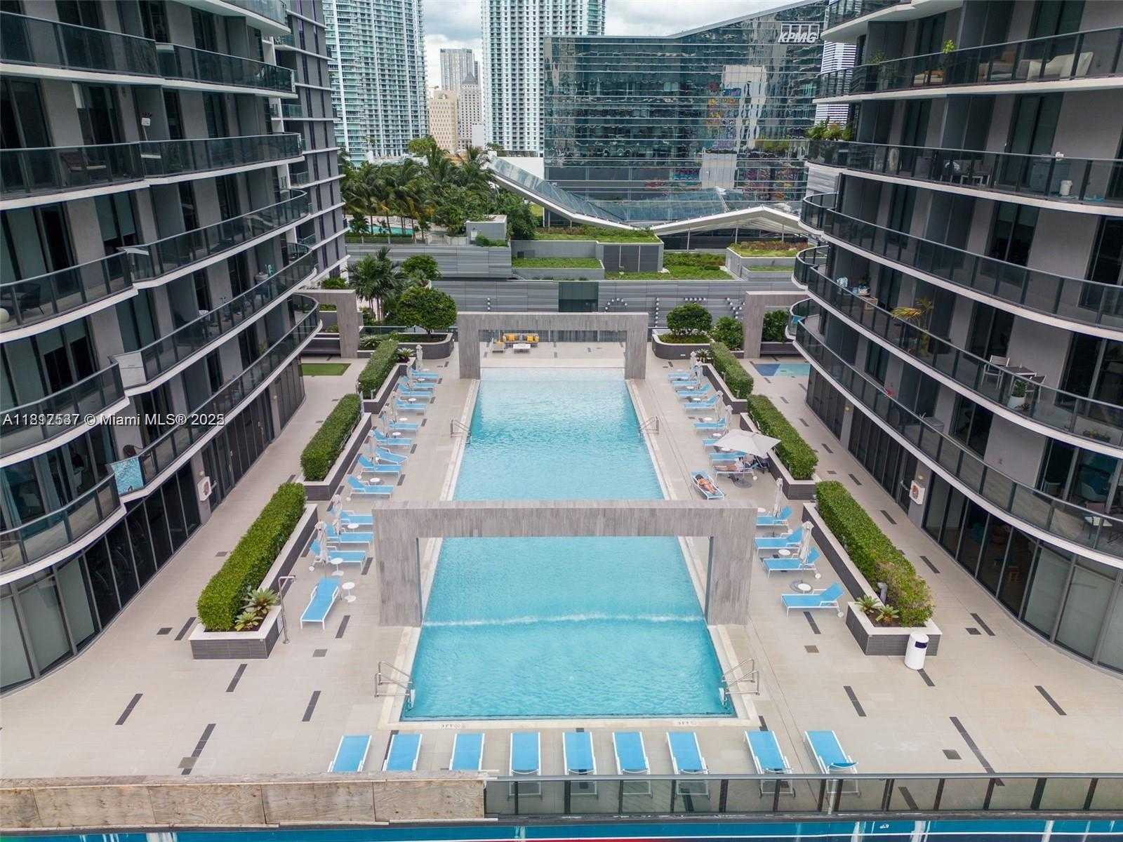 Small Image of 45 SOUTH WEST 9TH ST #2702, Miami Number 17