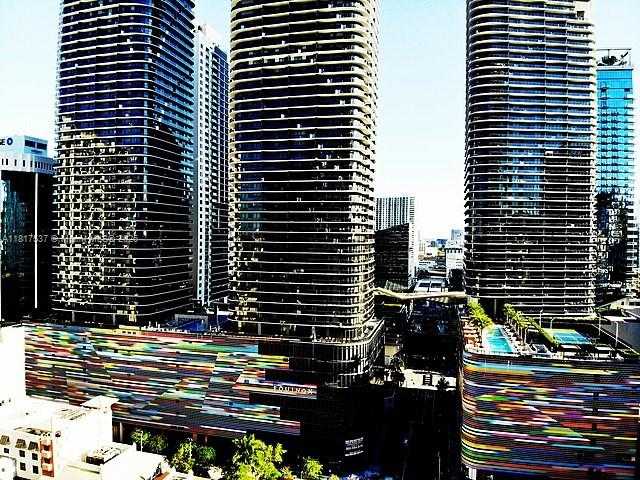 Small Image of 45 SOUTH WEST 9TH ST #2702, Miami Number 18