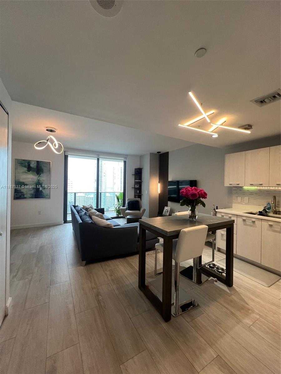 Small Image of 45 SOUTH WEST 9TH ST #2702, Miami Number 3