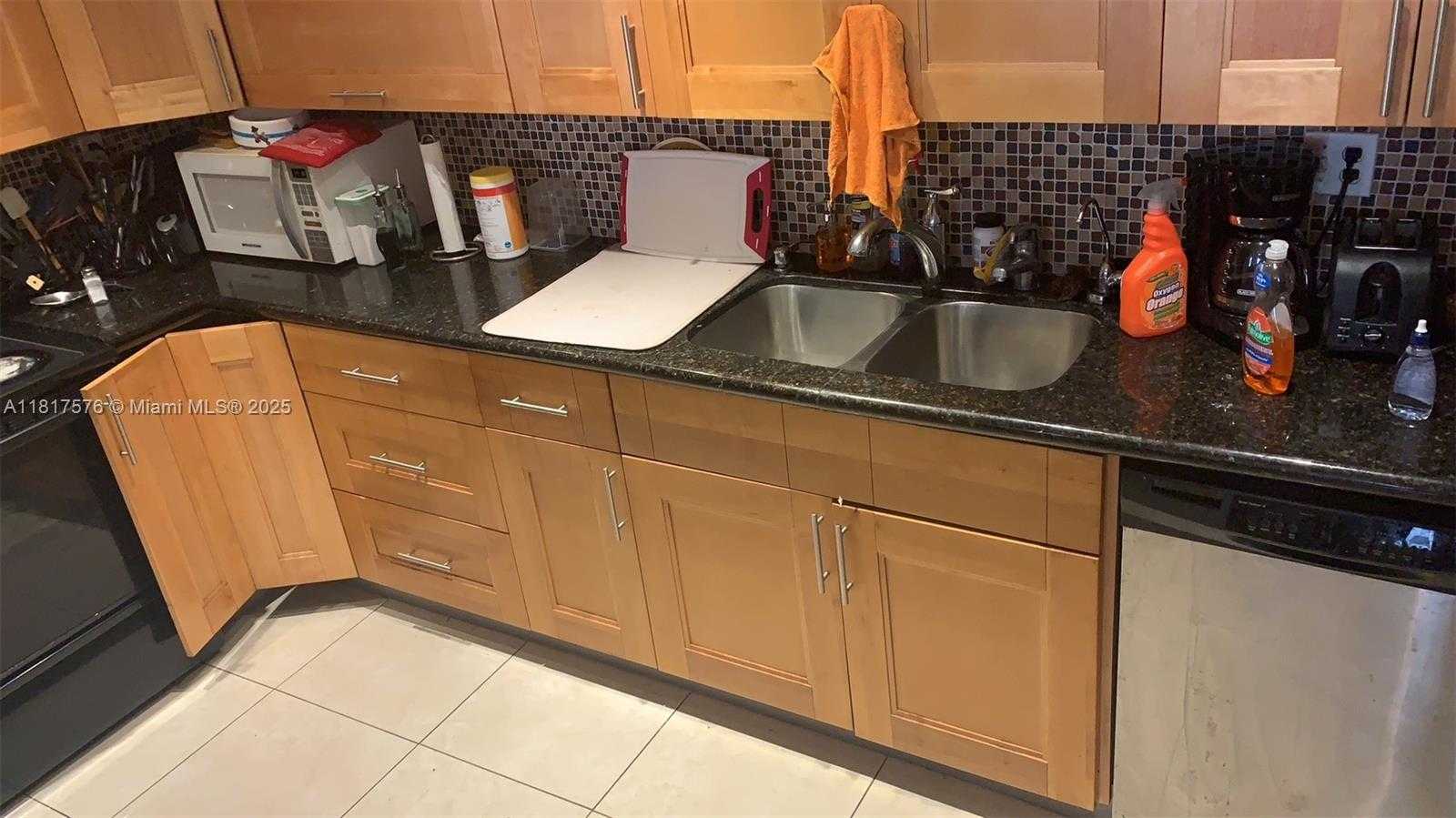 Small Image of 600 THREE ISLANDS BLVD #311, Hallandale Beach Number 14