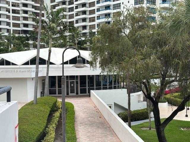 Small Image of 600 THREE ISLANDS BLVD #311, Hallandale Beach Number 5