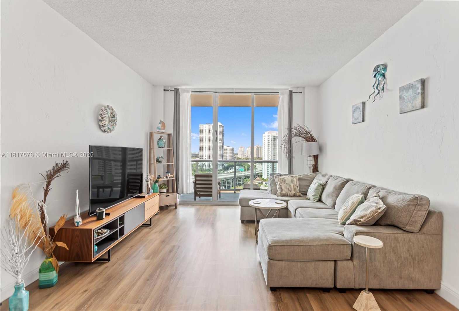 Small Image of 19390 COLLINS AVE #PH-7, Sunny Isles Beach Number 8