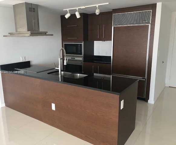 Small Image of 495 BRICKELL AVE #3309, Miami Number 3
