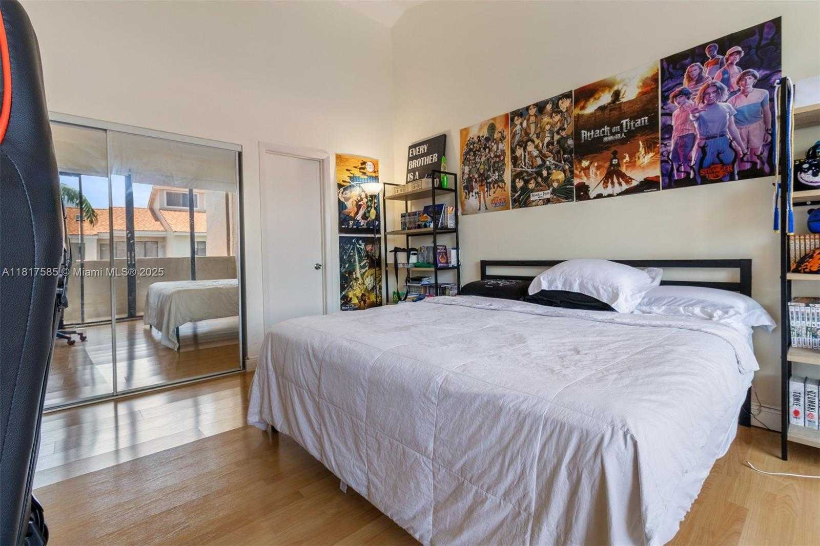 Small Image of 21376 MARINA COVE CIR #12-C, Aventura Number 16
