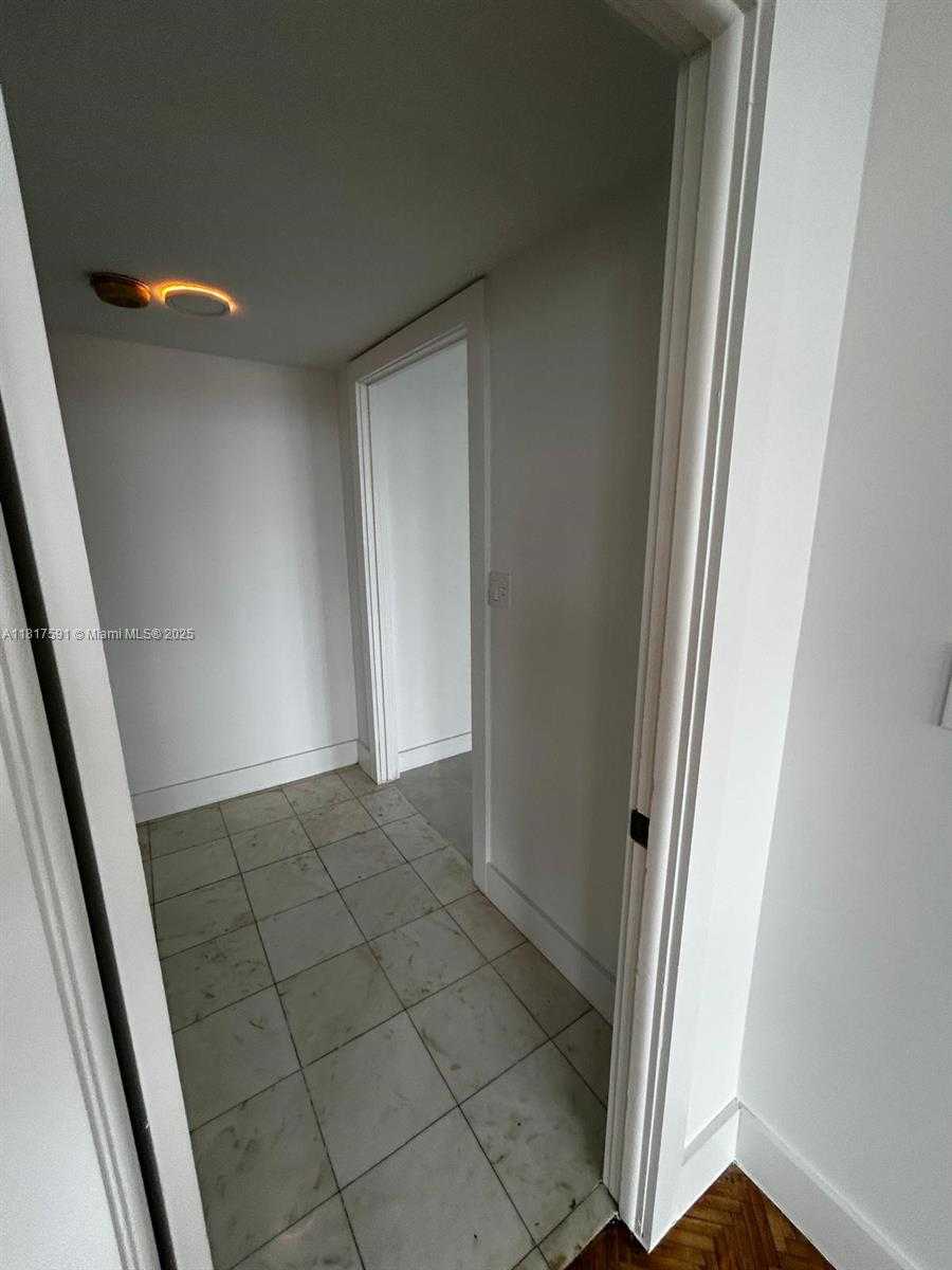 Small Image of 10101 EAST BAY HARBOR DR #710, Bay Harbor Islands Number 10
