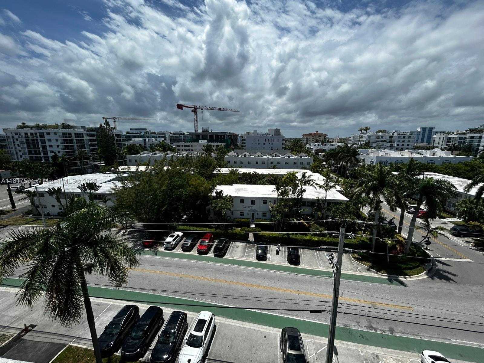Small Image of 10101 EAST BAY HARBOR DR #710, Bay Harbor Islands Number 34