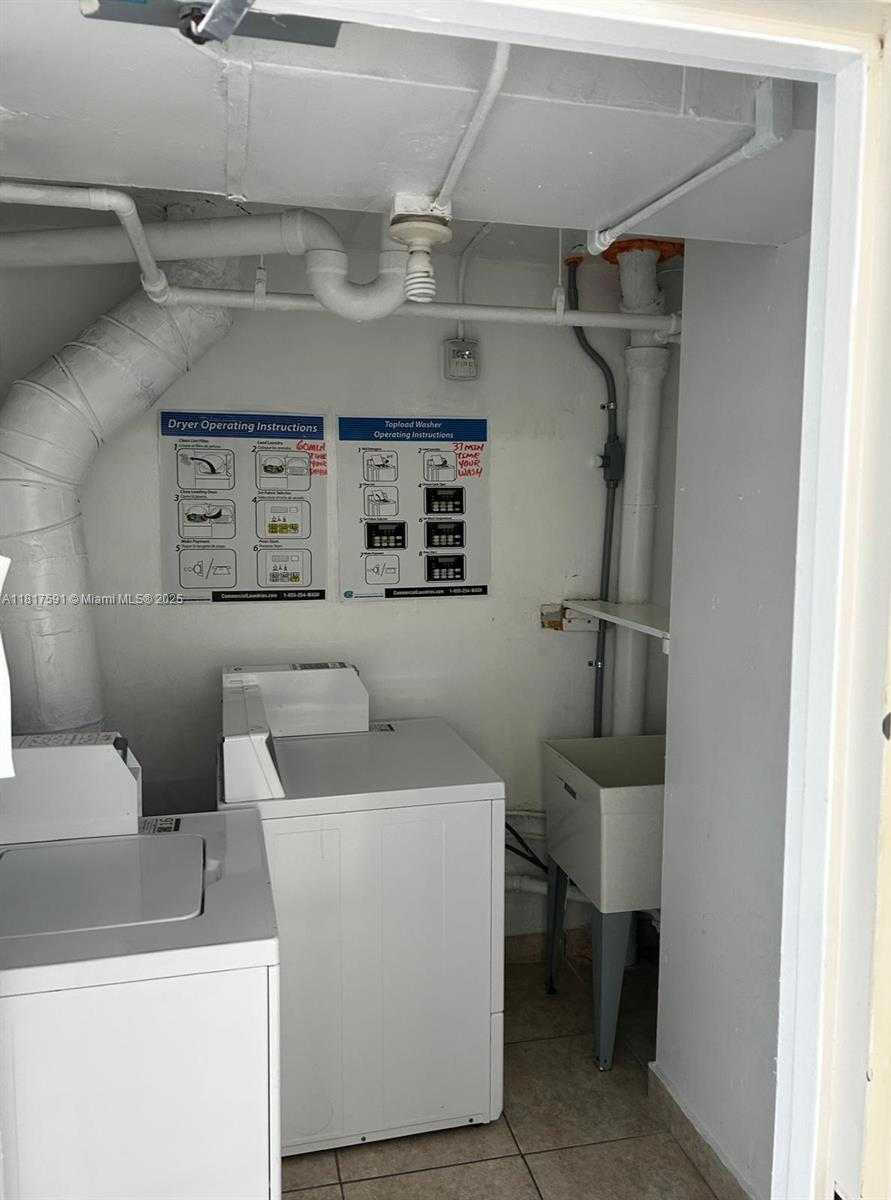 Small Image of 10101 EAST BAY HARBOR DR #710, Bay Harbor Islands Number 42