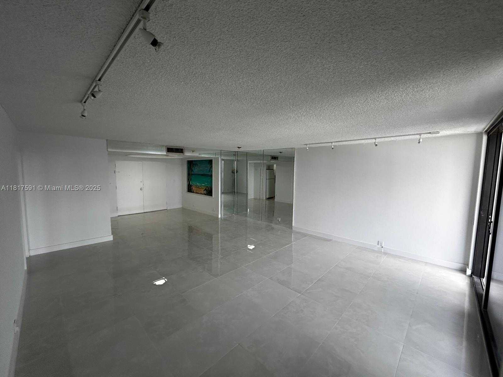 Small Image of 10101 EAST BAY HARBOR DR #710, Bay Harbor Islands Number 5