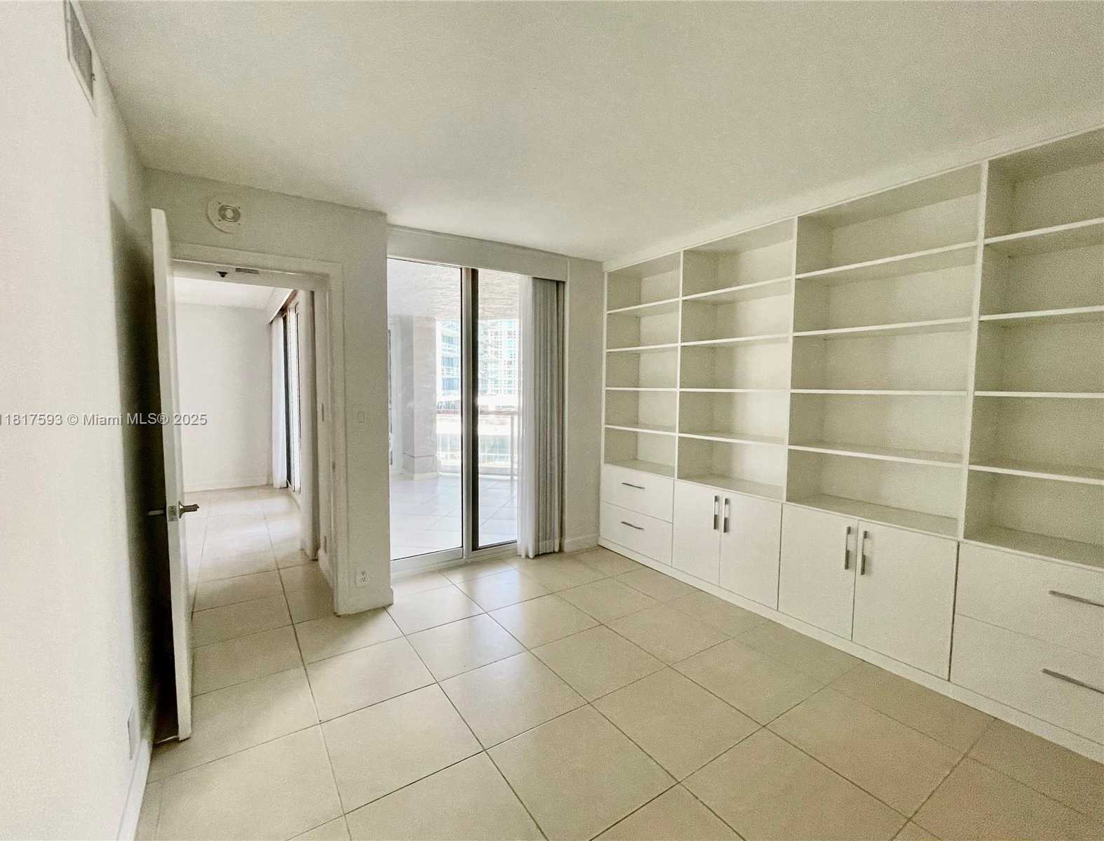 Small Image of 6767 COLLINS AVE #907, Miami Beach Number 12
