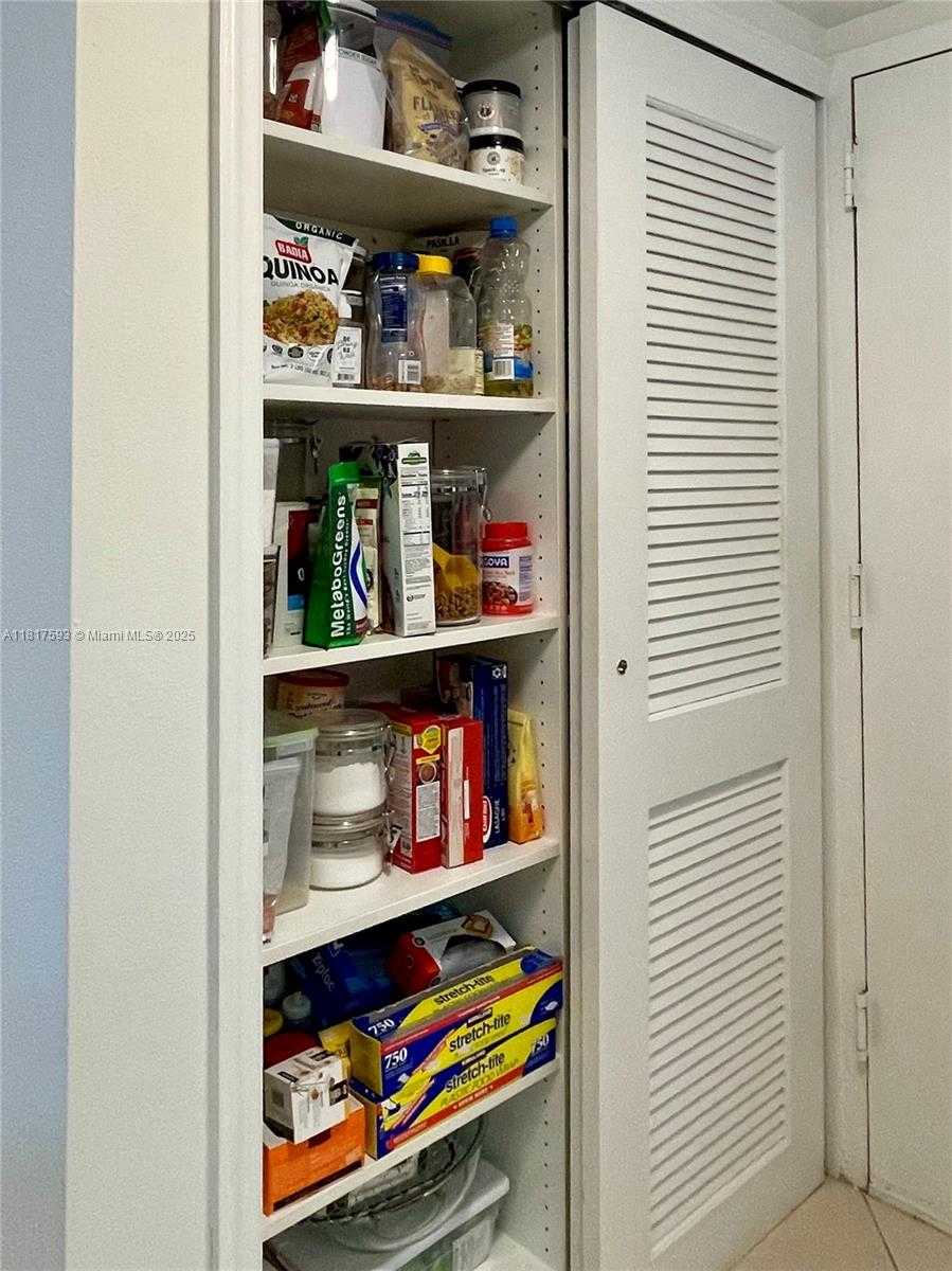 Small Image of 6767 COLLINS AVE #907, Miami Beach Number 17