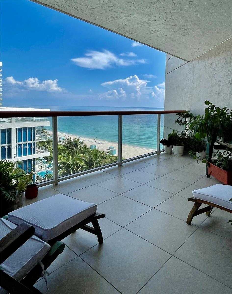 Small Image of 6767 COLLINS AVE #907, Miami Beach Number 18