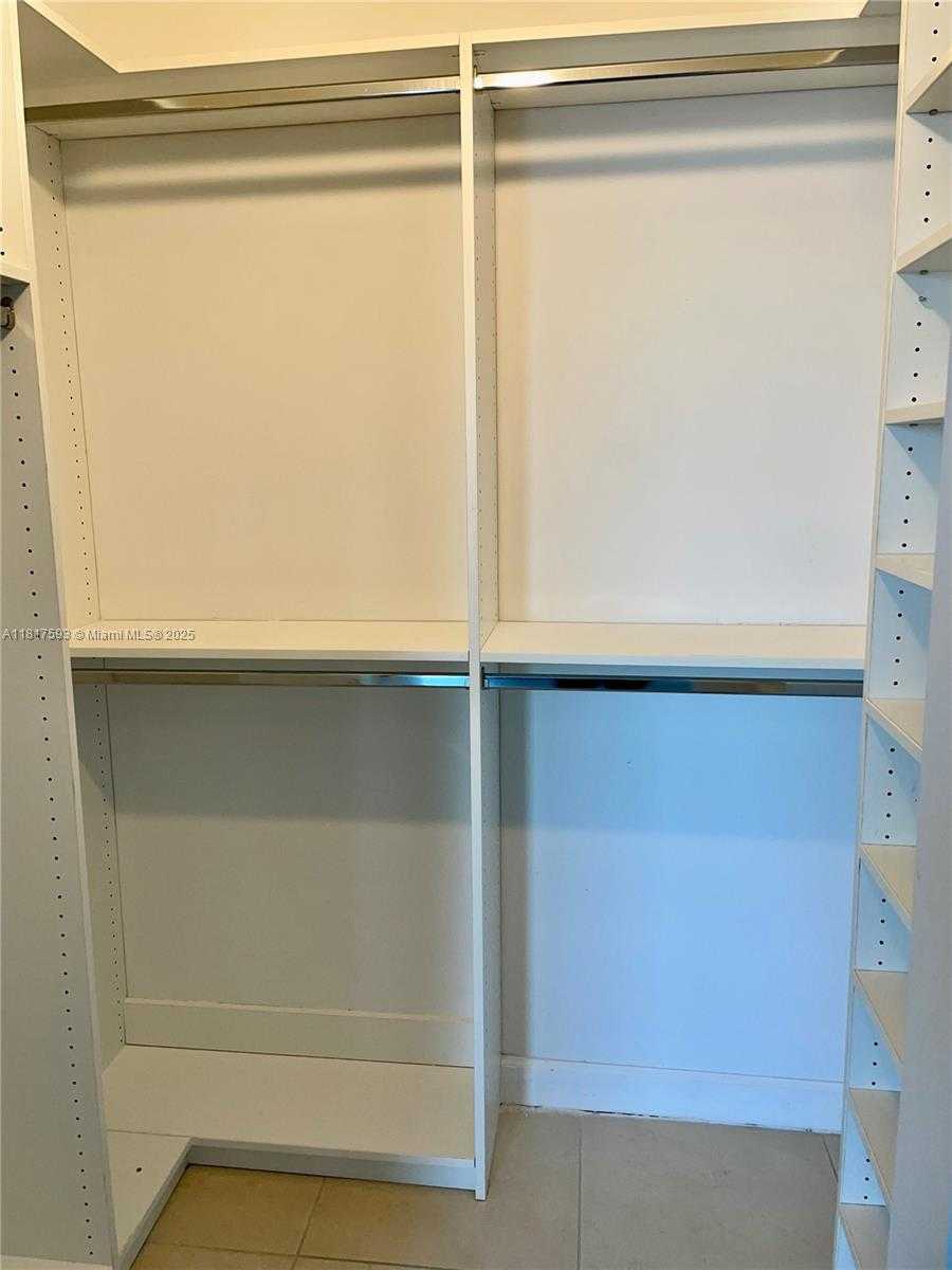 Small Image of 6767 COLLINS AVE #907, Miami Beach Number 8