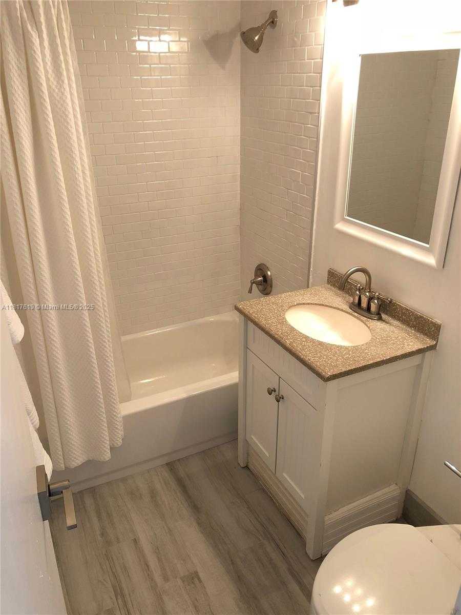 Small Image of 3301 NORTH EAST 5TH AVE #511, Miami Number 18