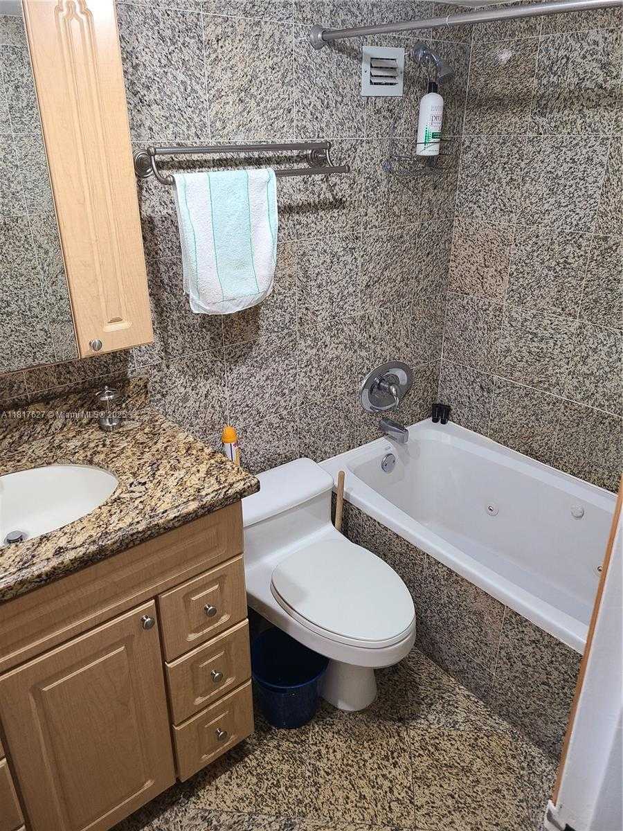 Small Image of 19201 COLLINS #441, Sunny Isles Beach Number 17