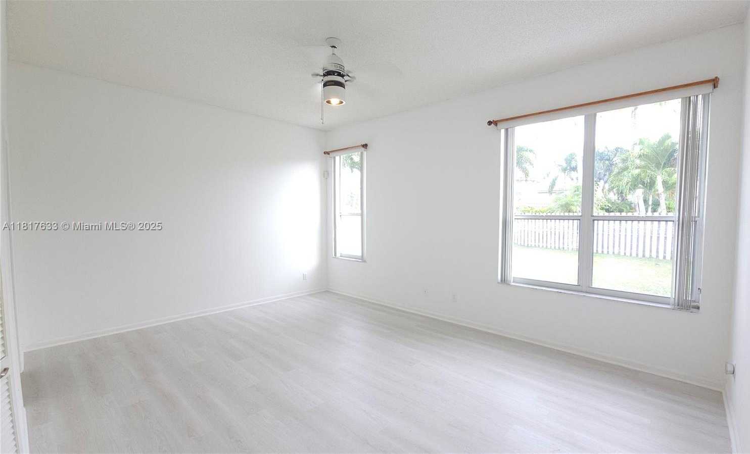 Small Image of 17820 NORTH WEST 16TH ST #17820, Pembroke Pines Number 15