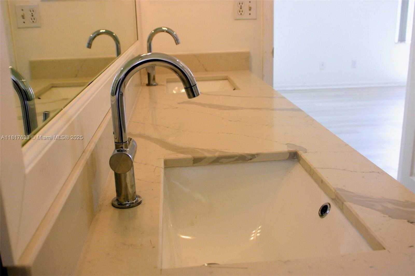 Small Image of 17820 NORTH WEST 16TH ST #17820, Pembroke Pines Number 19