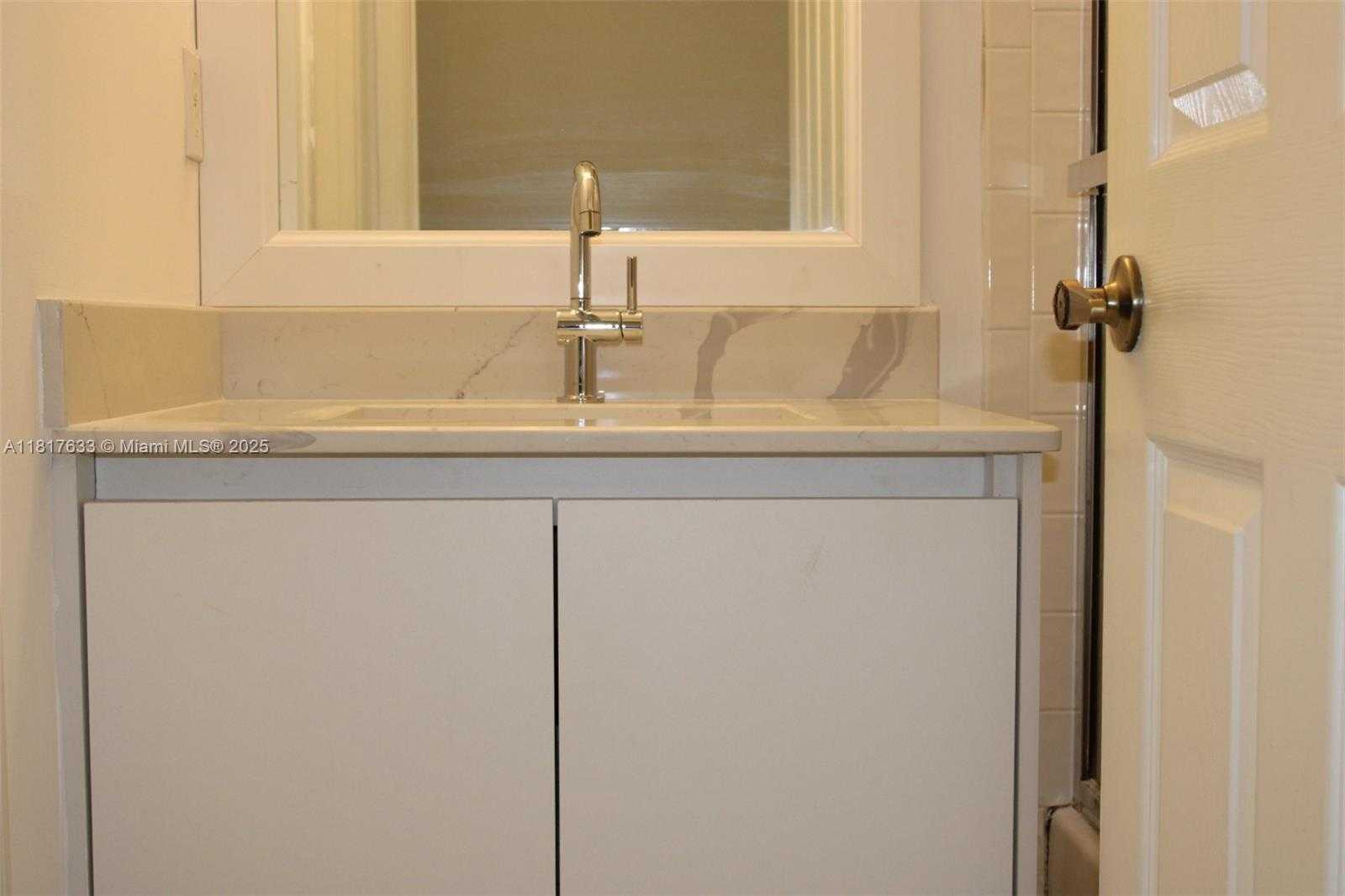 Small Image of 17820 NORTH WEST 16TH ST #17820, Pembroke Pines Number 35