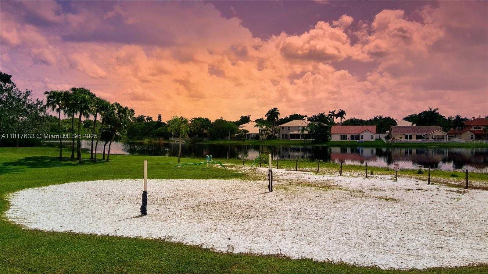 Small Image of 17820 NORTH WEST 16TH ST #17820, Pembroke Pines Number 43