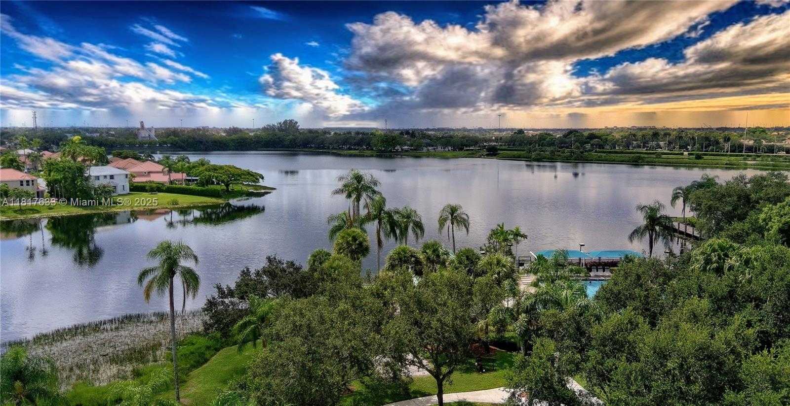 Small Image of 17820 NORTH WEST 16TH ST #17820, Pembroke Pines Number 44