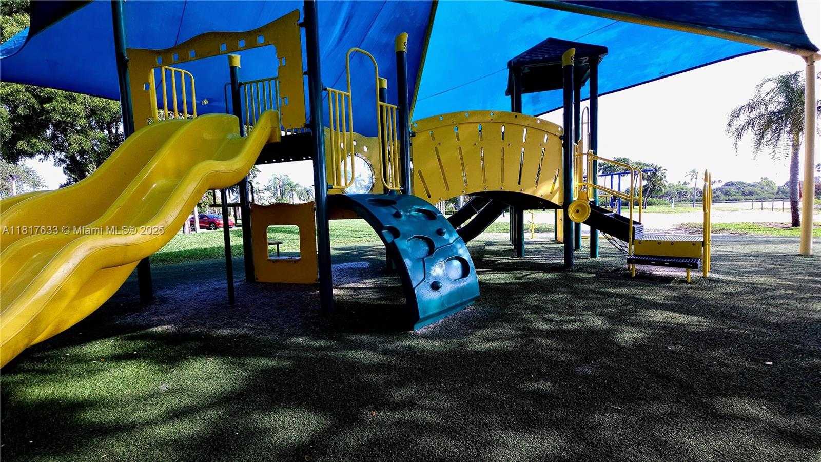 Small Image of 17820 NORTH WEST 16TH ST #17820, Pembroke Pines Number 47