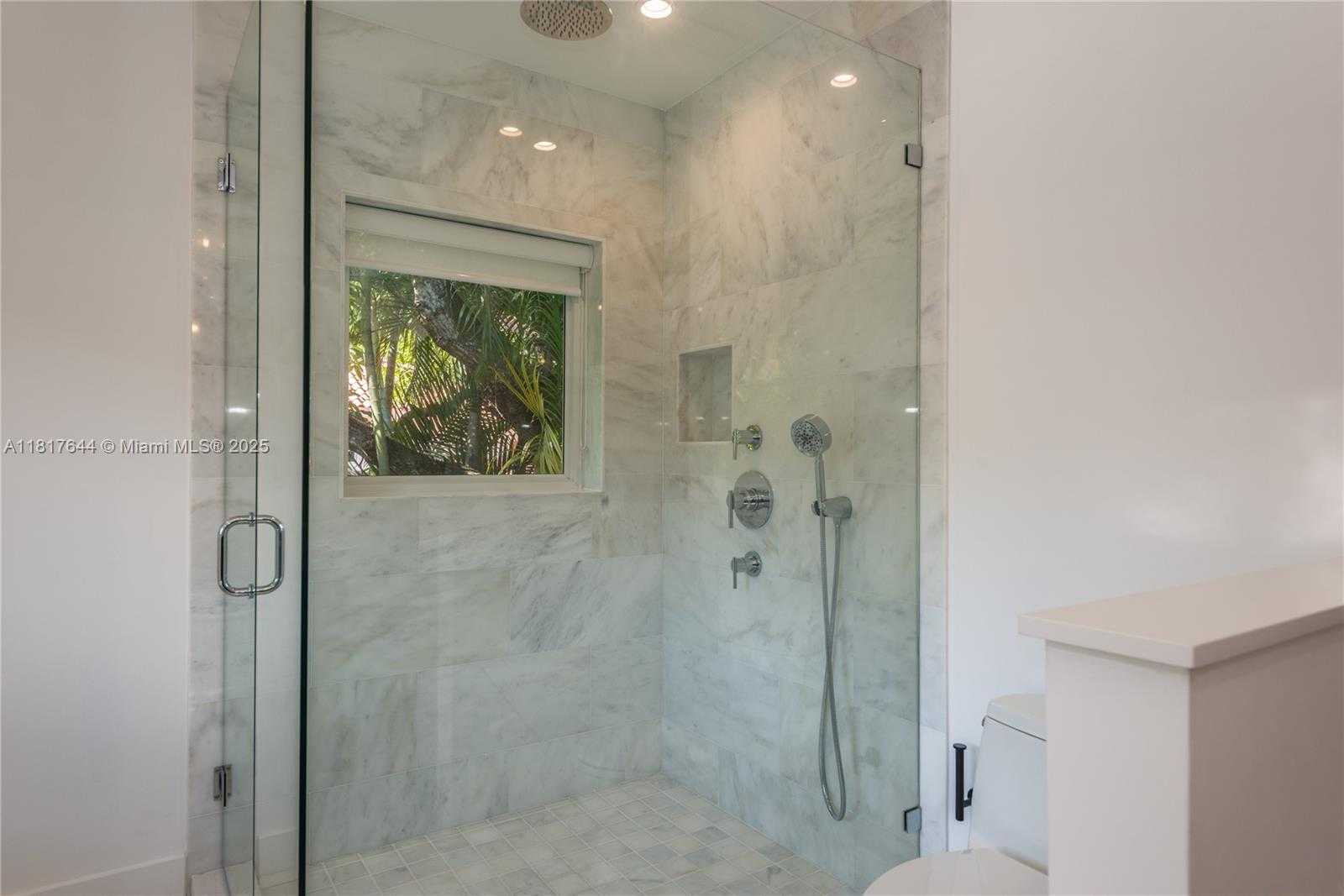 Small Image of 640 PUERTA AVE, Coral Gables Number 20