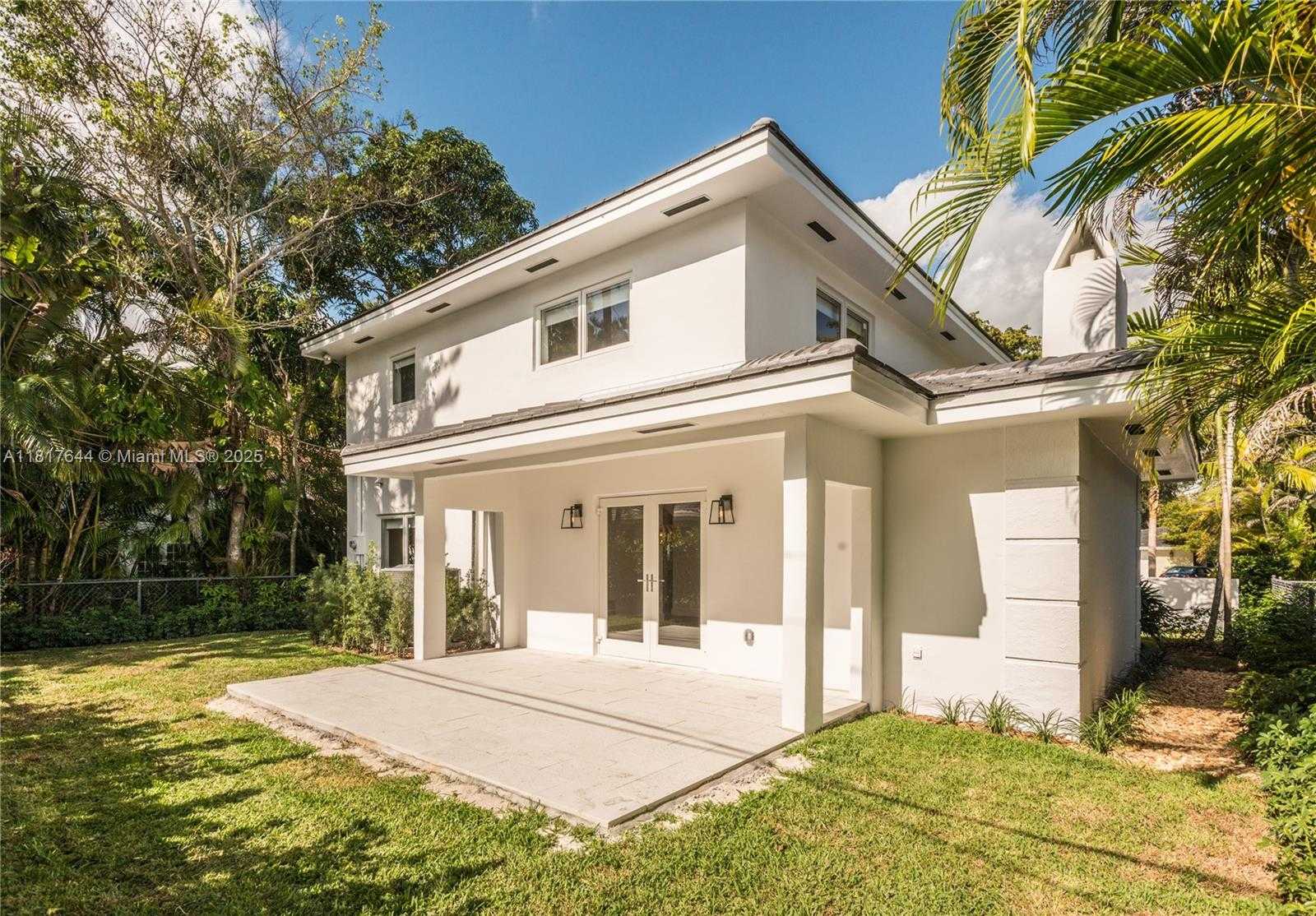 Small Image of 640 PUERTA AVE, Coral Gables Number 22