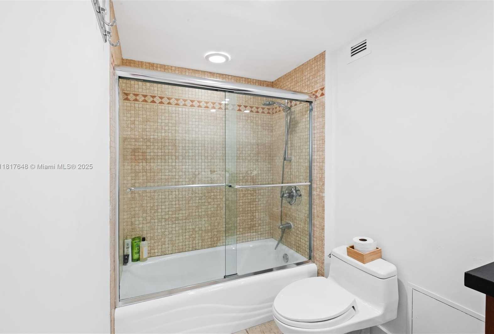 Small Image of 2301 COLLINS AVE #1229, Miami Beach Number 19