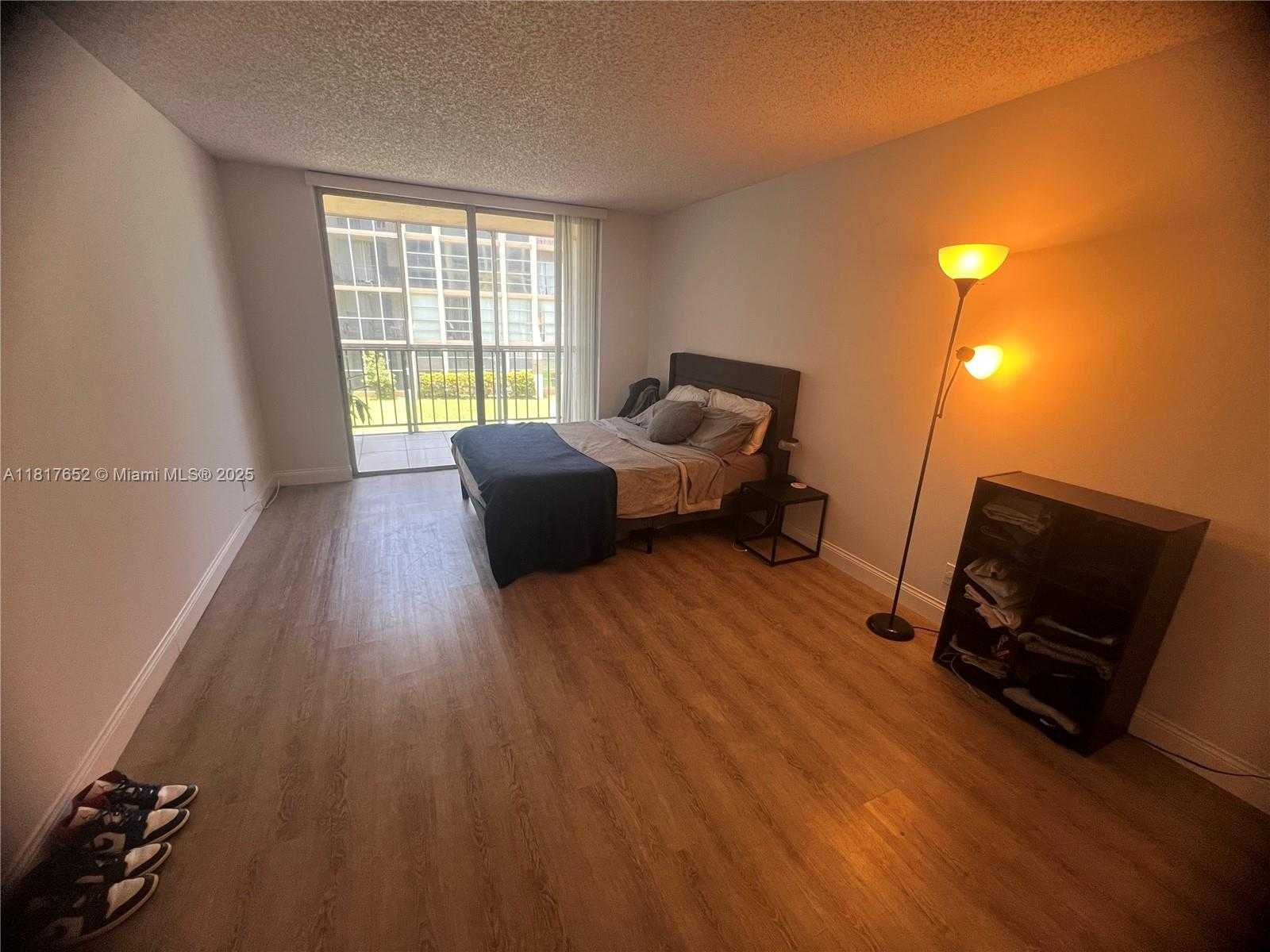 Small Image of 801 THREE ISLANDS BLVD #206, Hallandale Beach Number 13