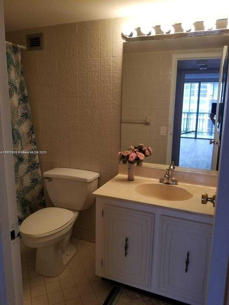 Small Image of 801 THREE ISLANDS BLVD #206, Hallandale Beach Number 16