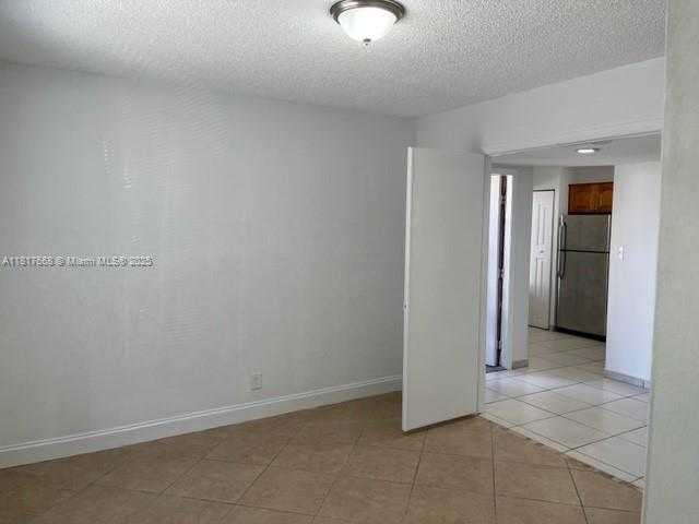 Small Image of 13900 SOUTH WEST 91 TE #13900, Miami Number 11