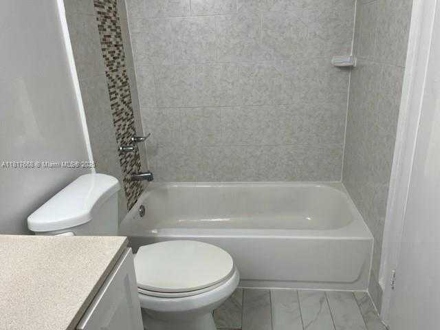 Small Image of 13900 SOUTH WEST 91 TE #13900, Miami Number 15