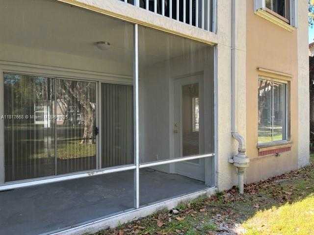 Small Image of 13900 SOUTH WEST 91 TE #13900, Miami Number 28