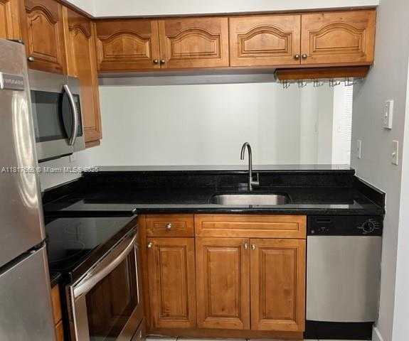Small Image of 13900 SOUTH WEST 91 TE #13900, Miami Number 5