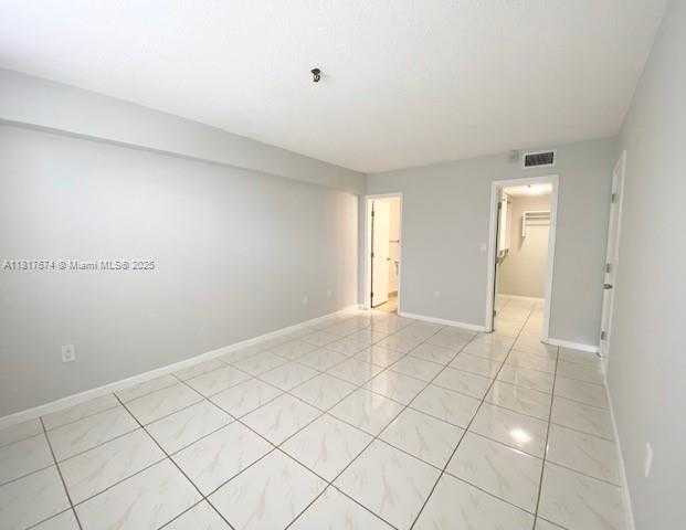 Small Image of 201 180TH DR #209, Sunny Isles Beach Number 10