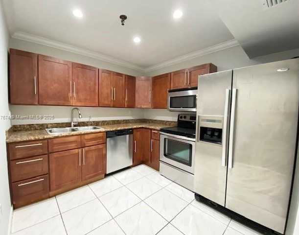 Small Image of 201 180TH DR #209, Sunny Isles Beach Number 2
