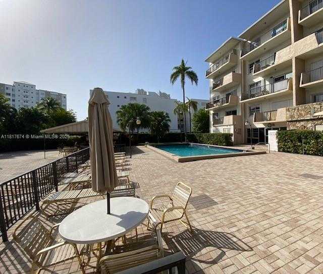 Small Image of 201 180TH DR #209, Sunny Isles Beach Number 20