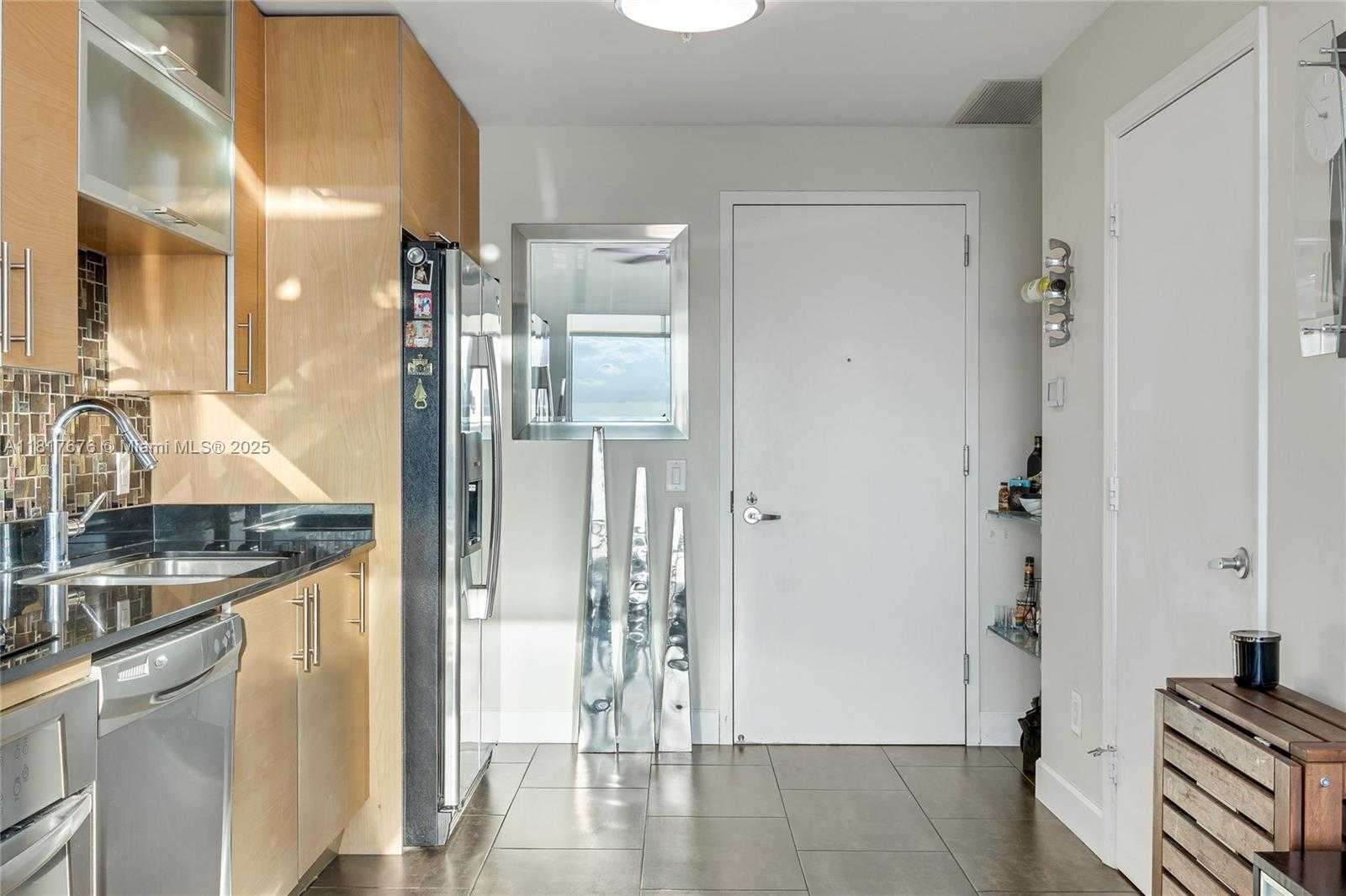 Small Image of 60 SOUTH WEST 13TH ST #3211, Miami Number 7